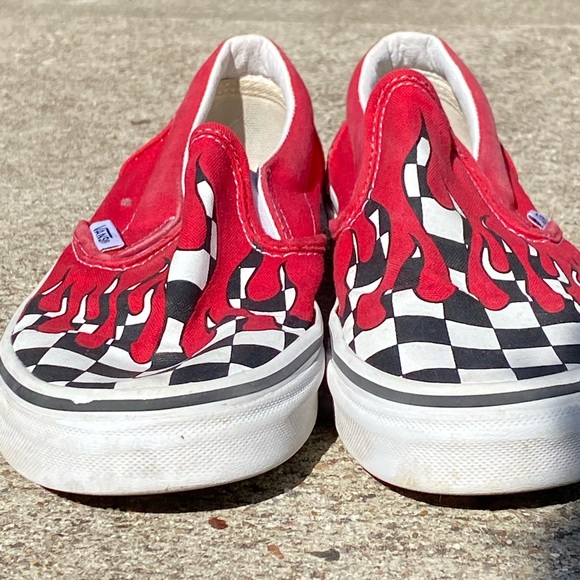 Vans - Picture 7 of 10